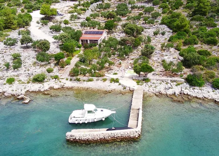 House Mate * Pašman