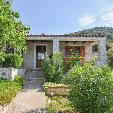 Prázdninový dům House Mate