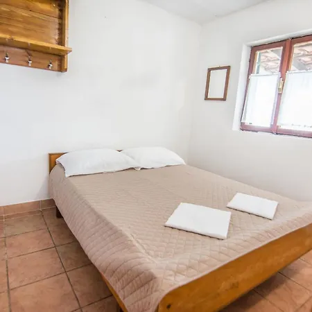 House Mate Prázdninový dům Pašman