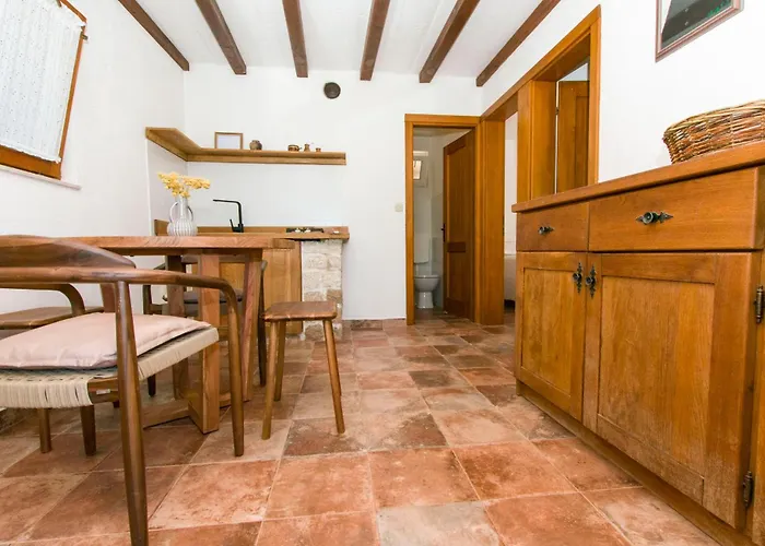 Сasa de vacaciones House Mate Pašman